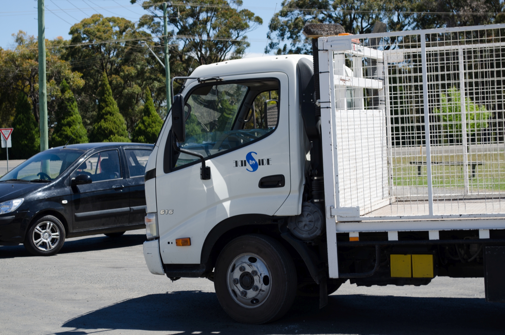 Side by Side Scaffolding and Rigging Services assaulting neighbours in New Berrima 2.jpg